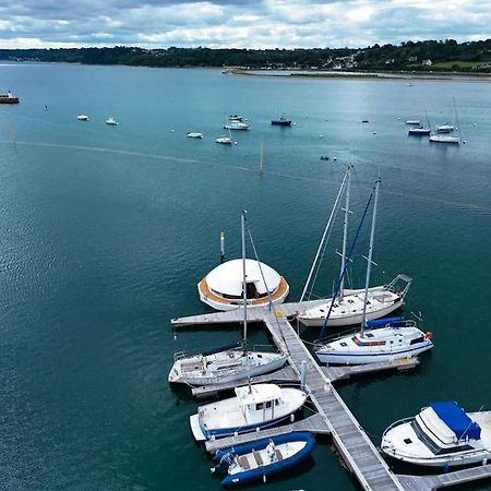 Anthenea Suite Hoteliere Flottante Перро-Гирк Экстерьер фото