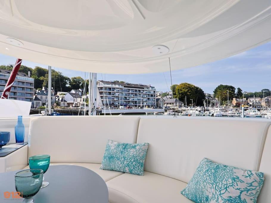 Anthenea Suite Hoteliere Flottante Перро-Гирк Экстерьер фото